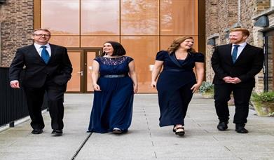 Picture of the 4 musicans