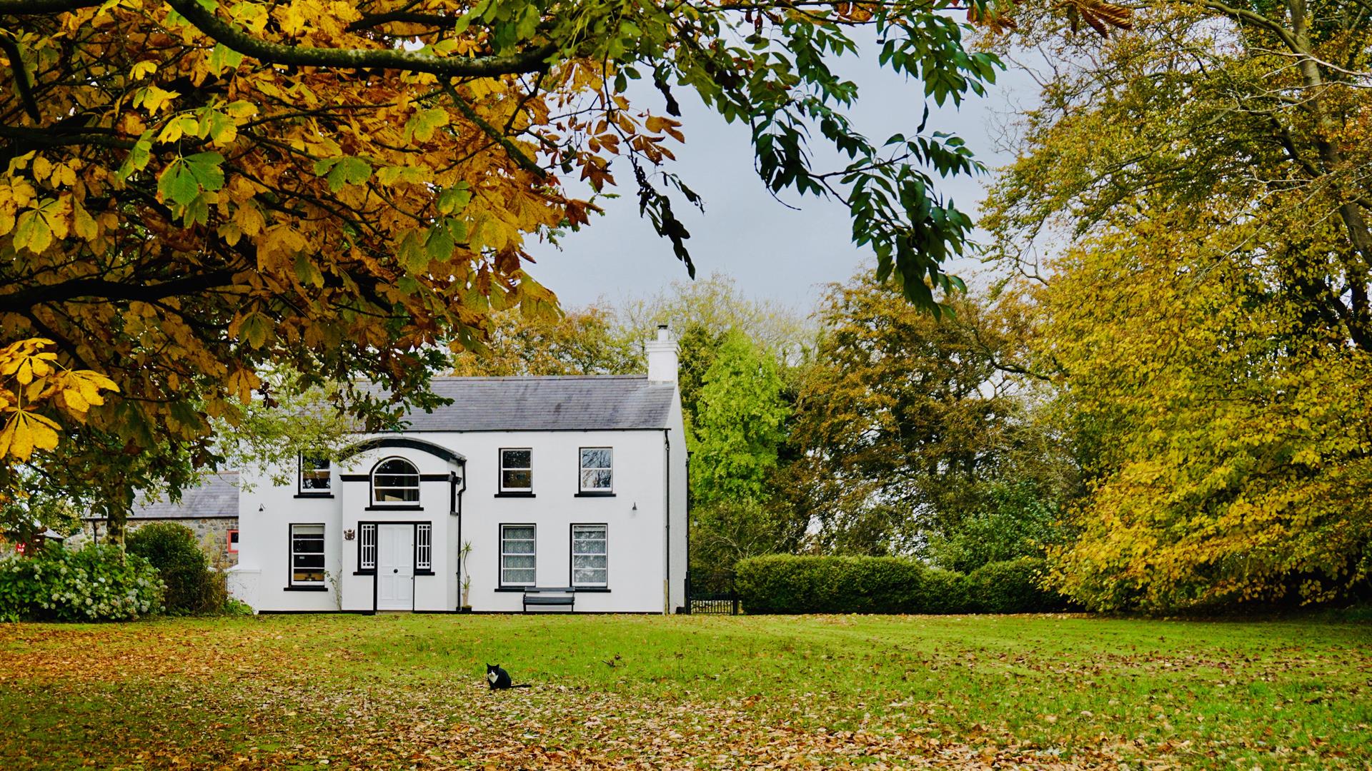Autumn image of the front of The Ballance House