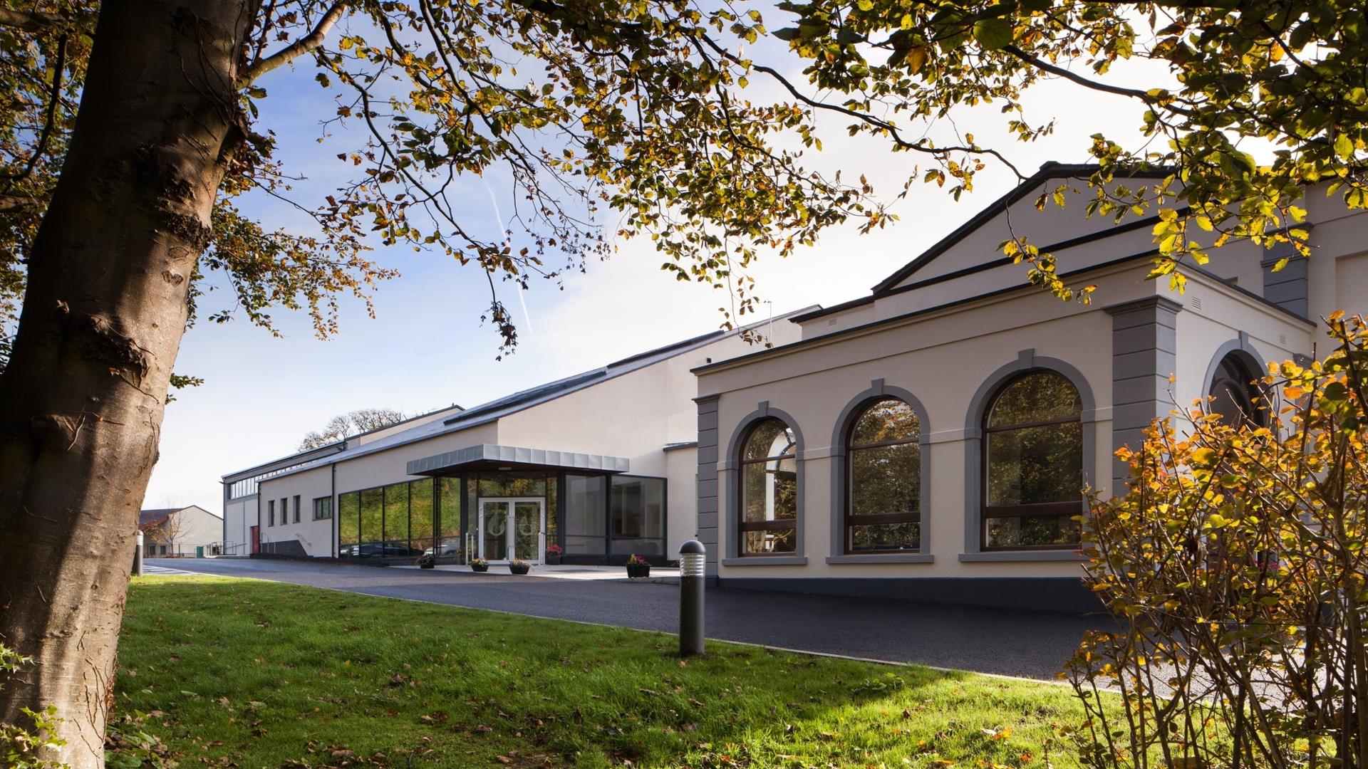Image shows the outside of Hillsborough Presbyterian Church.