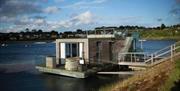 accomodation hut on lake